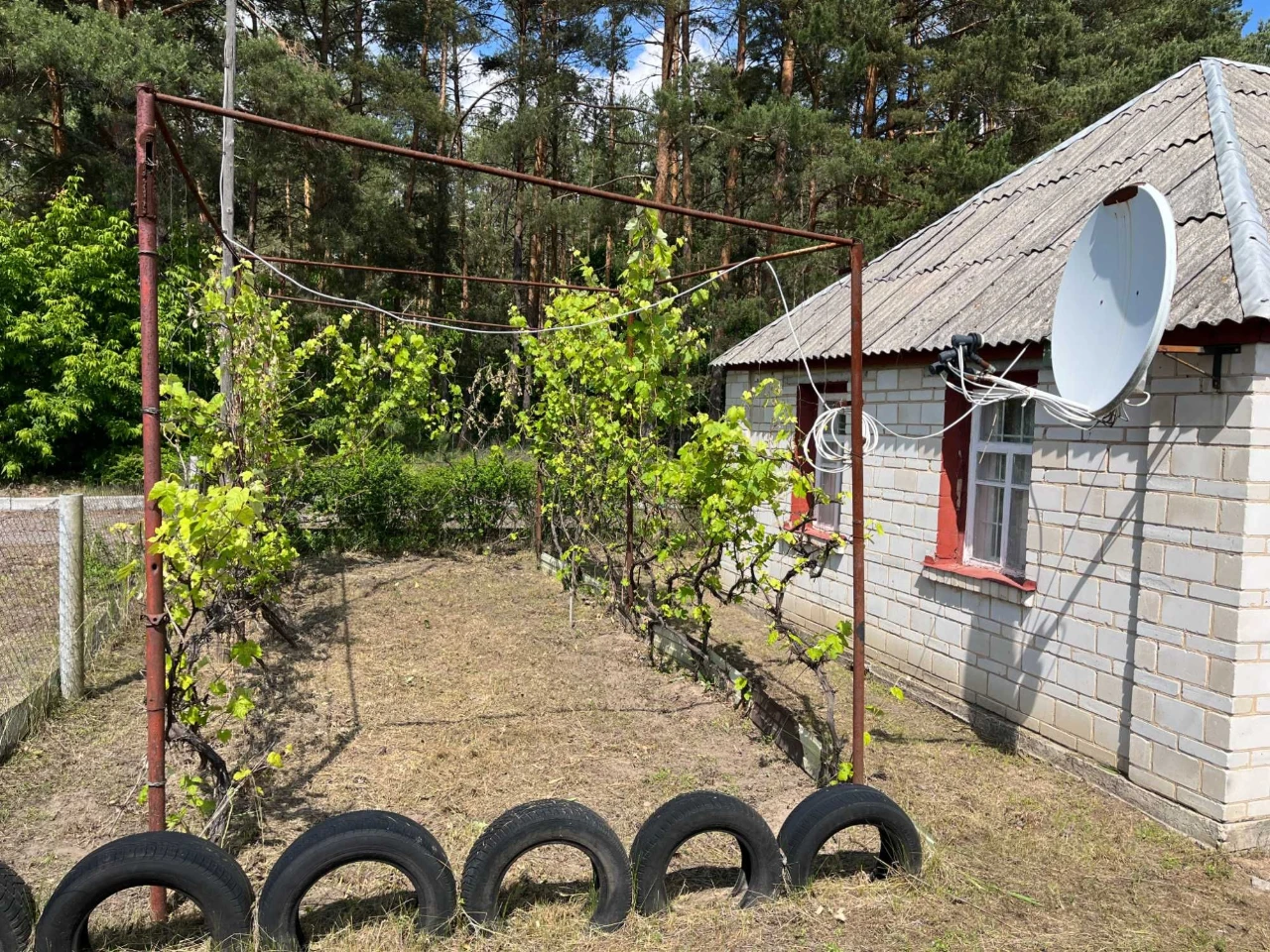 Продам будинок із земельною ділянкою 15 соток у м. Васильків