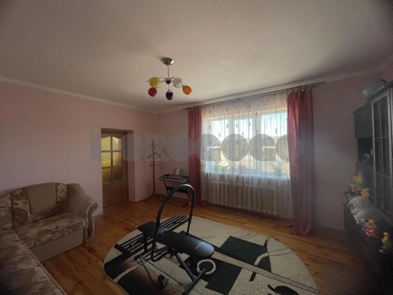 Продаж 2 пов котеджа з басейном  та гаражем!! м.Васильків