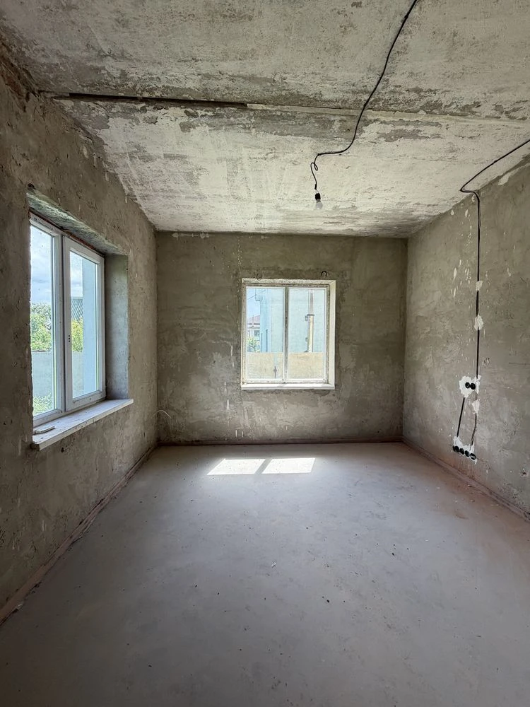 Цегляний будинок 200 м² на 14 сотках у Василькові | Гараж