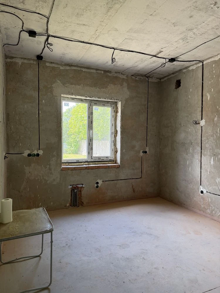 Цегляний будинок 200 м² на 14 сотках у Василькові | Гараж
