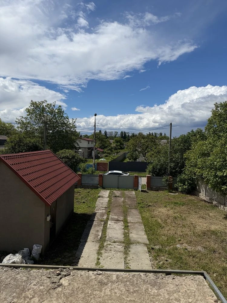 Цегляний будинок 200 м² на 14 сотках у Василькові | Гараж