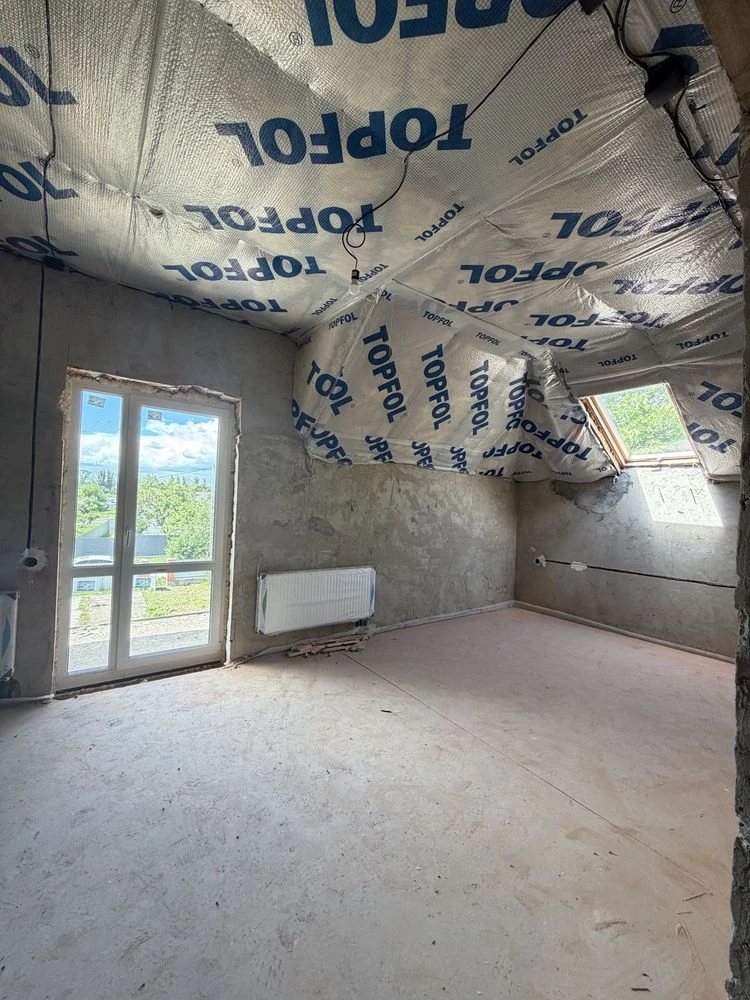 Цегляний будинок 200 м² на 14 сотках у Василькові | Гараж