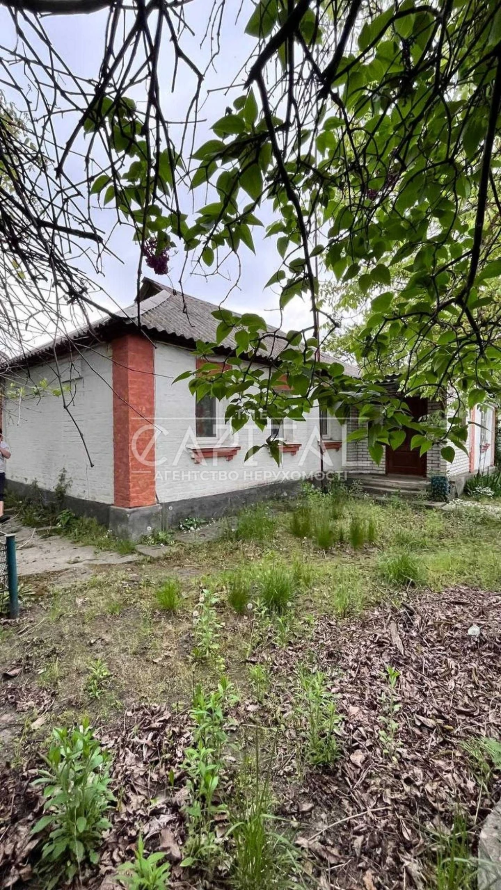 ТОРГ ПРОДАЖ будинку під реконструкцію з ділянкою по факту 16