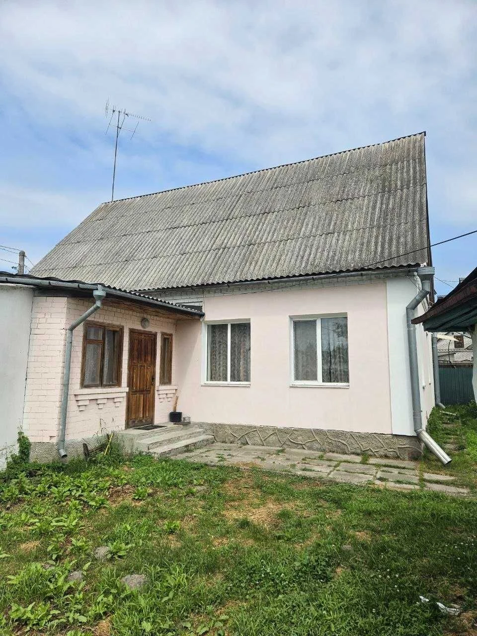 Продаж 2-х будинків на одній ділянці,  126кв.м + 46кв.м, м.В