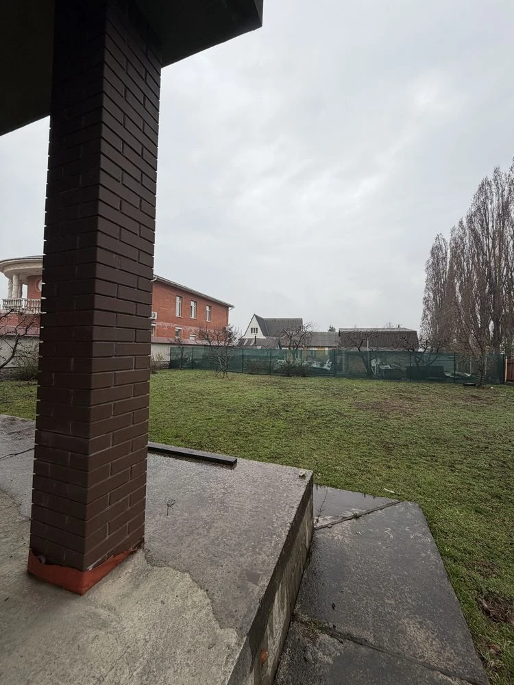 Котедж 160м2 на 9 сот біля 9-ї школи по вул.Декабристів