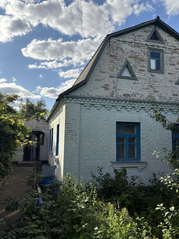 Продаж цегляного  будинка в тихому місці  м. Васильків (держ