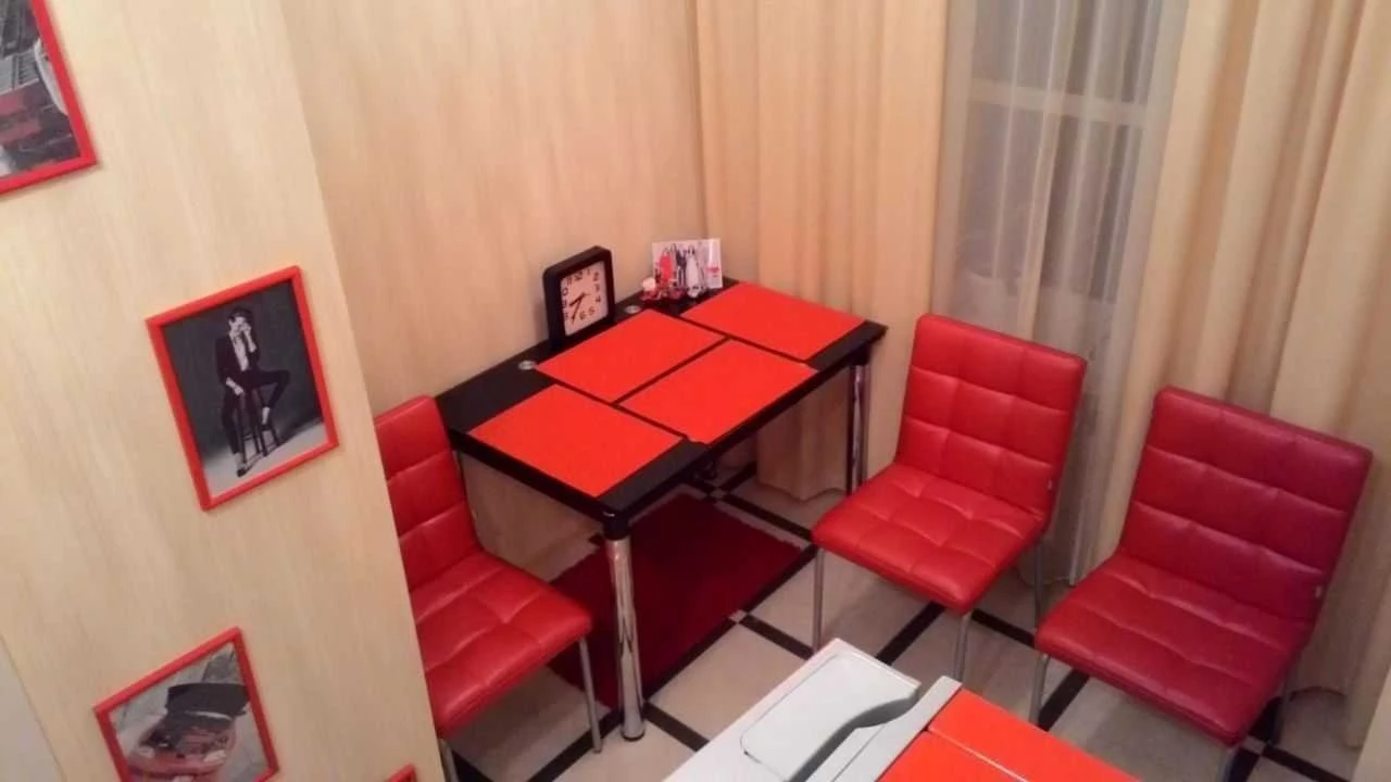 2-room apartment for sale 61 m², Petro Kalnyshevskoho st.