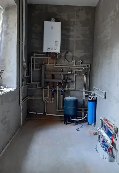 Цегляний дім у лісовій зоні. 170кв.м,10сот,17кВт,ГАЗ. Розгля