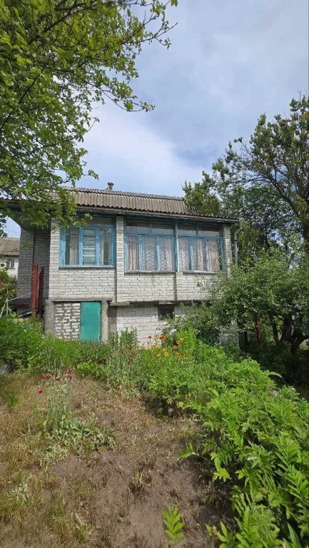 Продається дача в садовому товаристві “Радар”