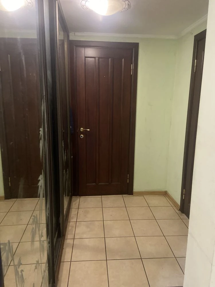 Продаж 3-поверхового будинку 169.4 м² біля Дніпра, Оболонськ