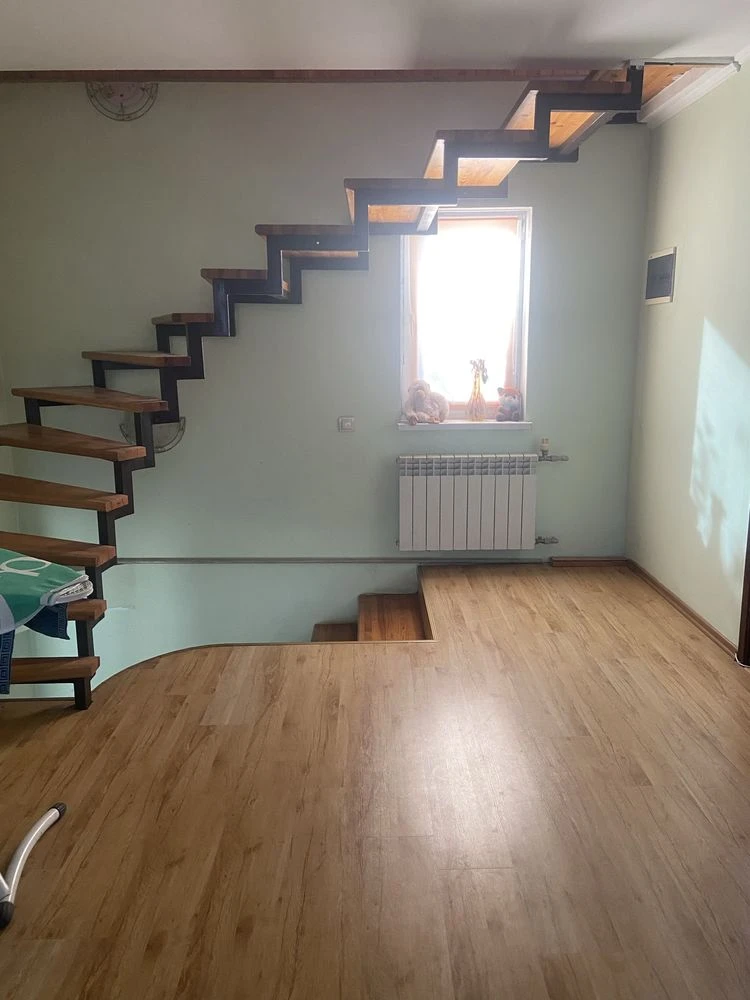 Продаж 3-поверхового будинку 169.4 м² біля Дніпра, Оболонськ