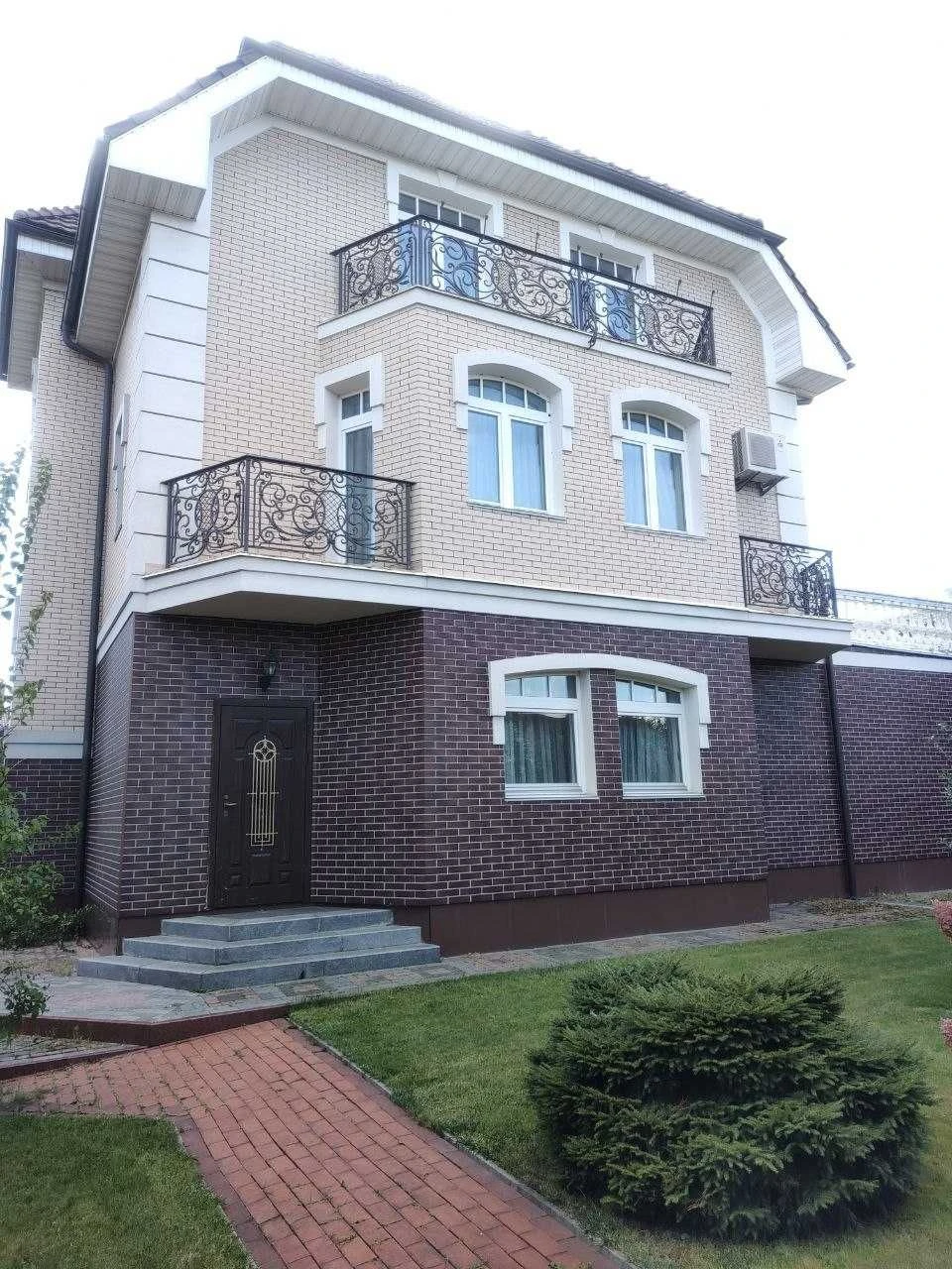 Продаж будинку 288 м² | Нові Петрівці | КМ «Козяча Спина» |