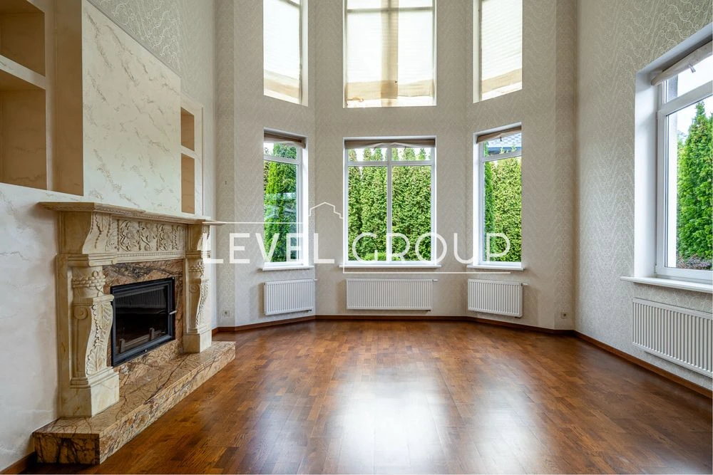 Будинок в КМ Дідовиця, 250м, без %