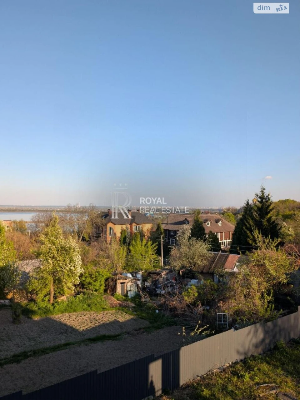 Продаж Дім