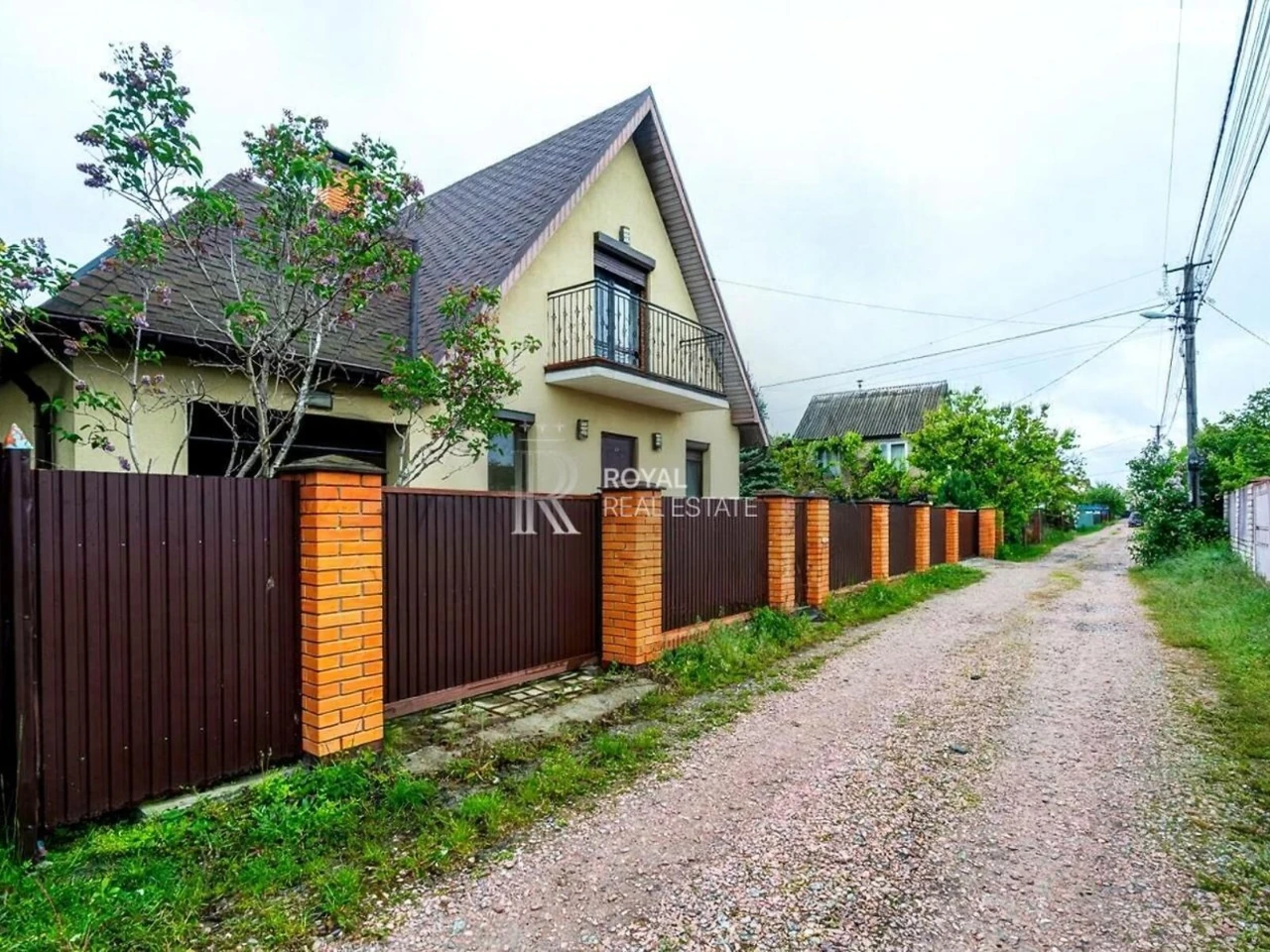 Продаж Дім
