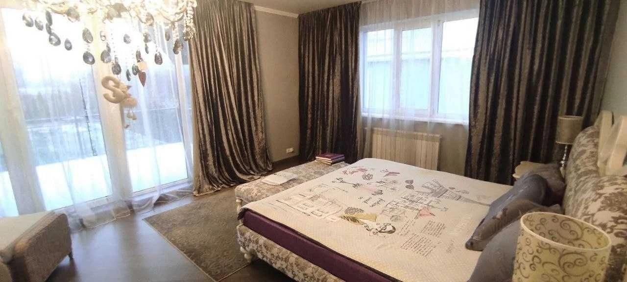 Від хазяїна. Будинок 2012 Вишгород. 255 м2. 20 сот. З виходо