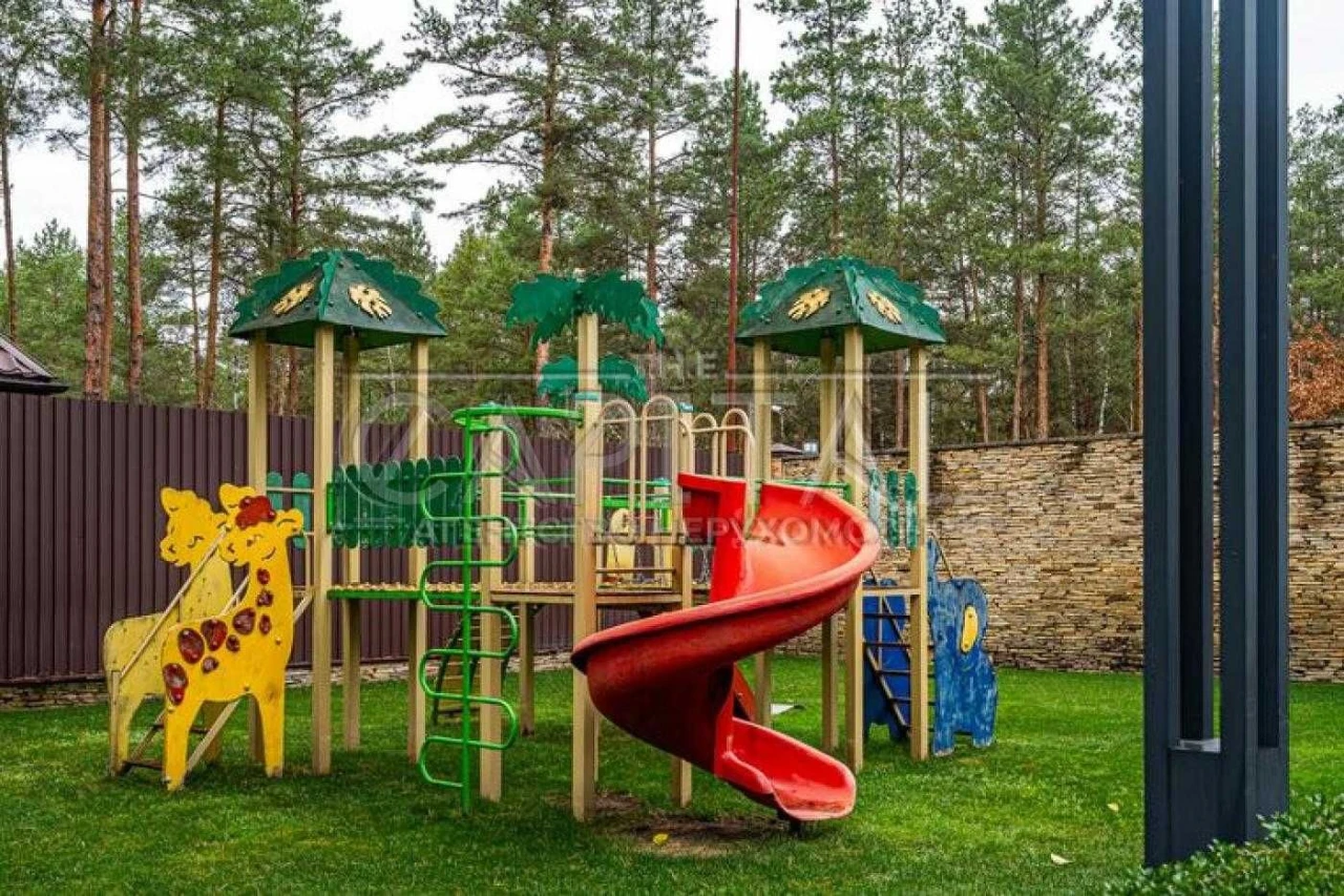 Автономний сучасний будинок. Лебедівка.