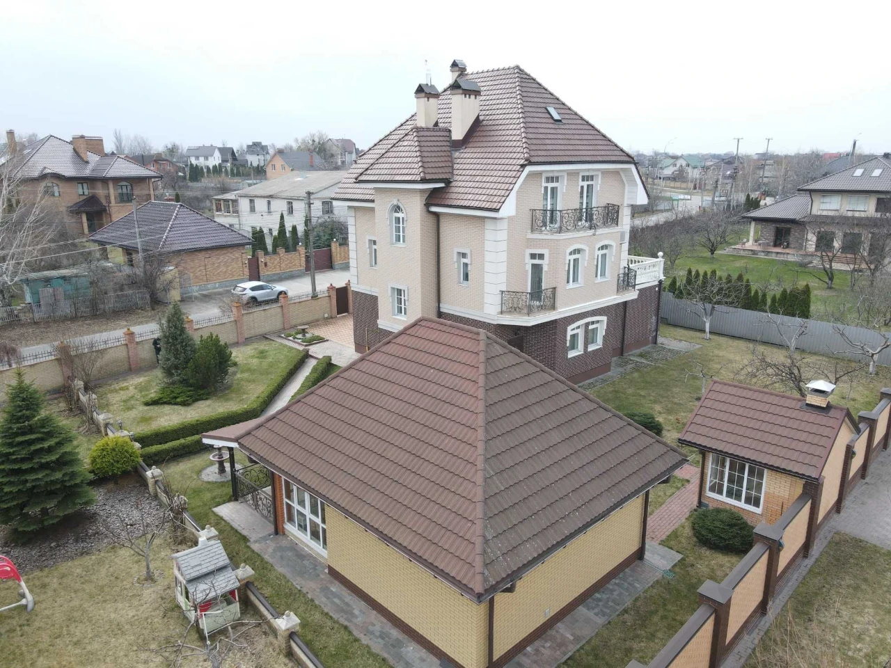 Елітний будинок 287 м² біля Межигір’я | Козяча Спина | баня