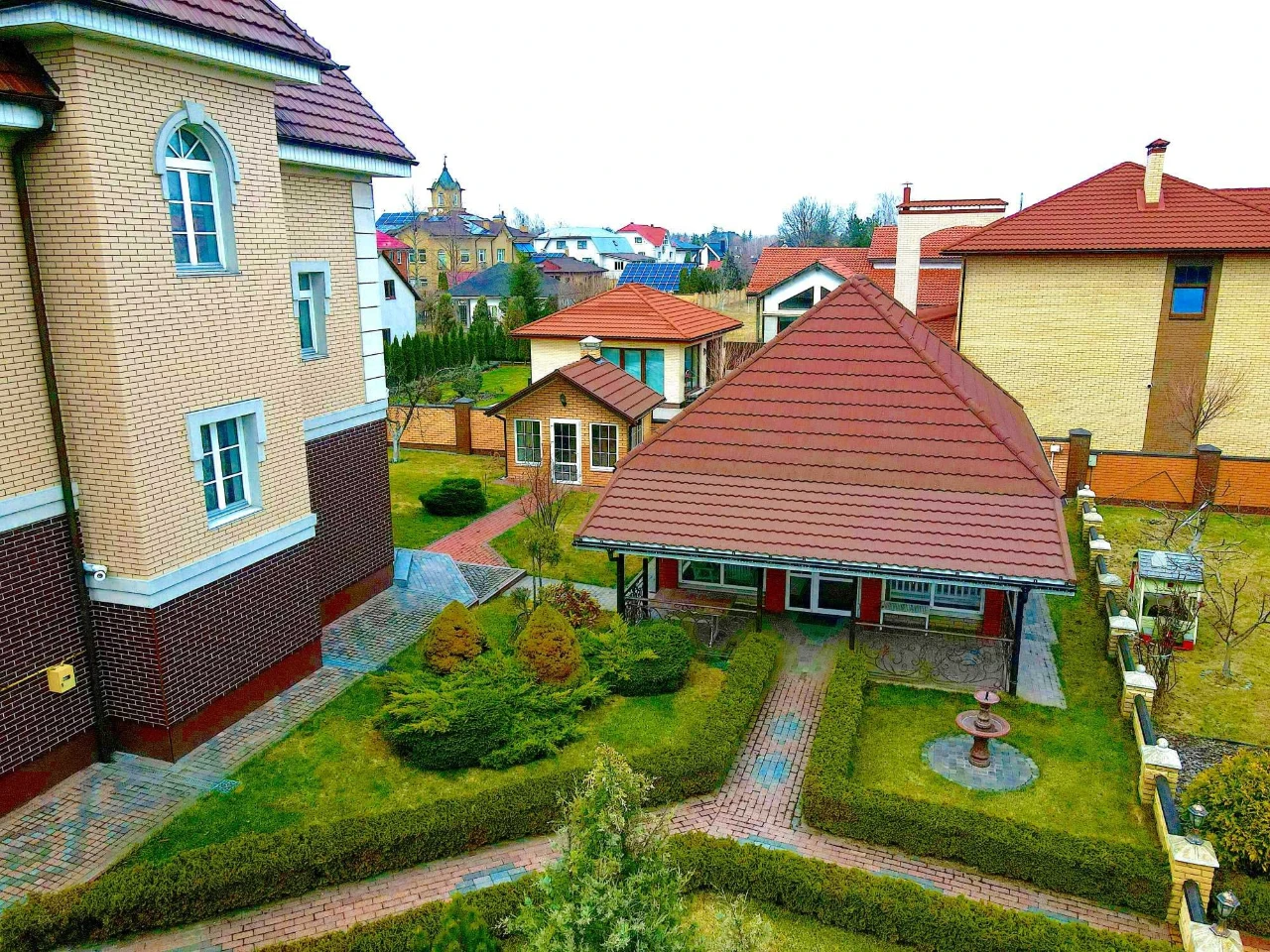 Елітний будинок 287 м² біля Межигір’я | Козяча Спина | баня