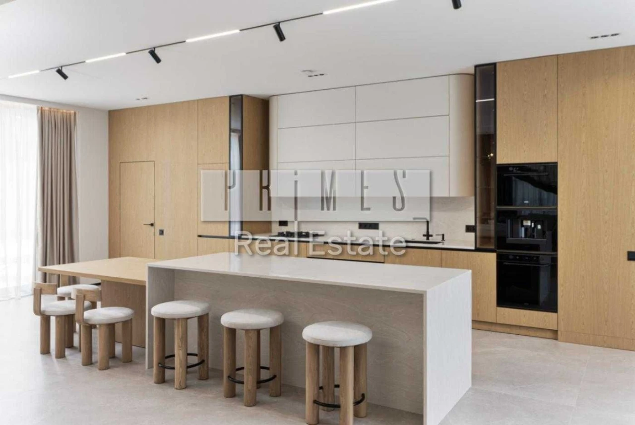 Продаж будинку, басейн, вихід до води, Riviera Village, Вишг