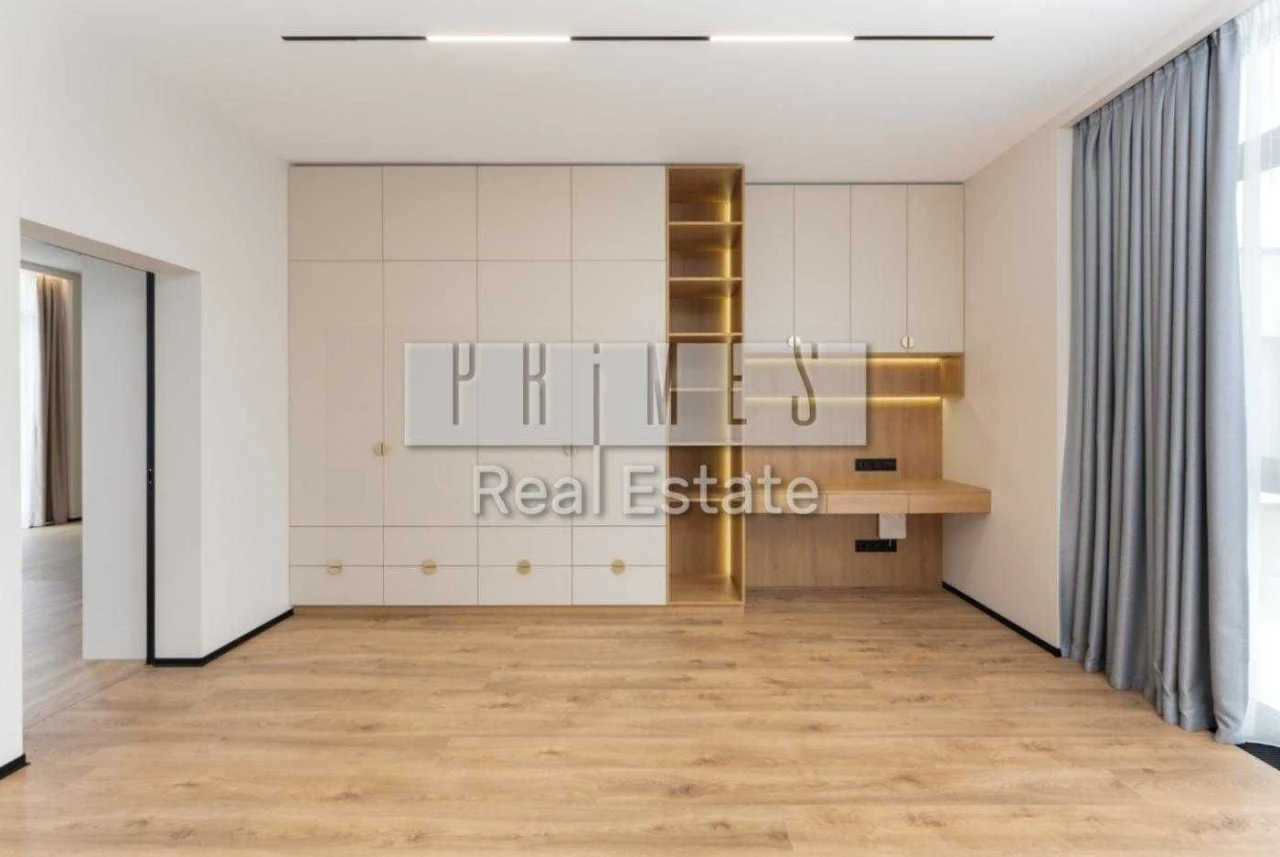 Продаж будинку, басейн, вихід до води, Riviera Village, Вишг