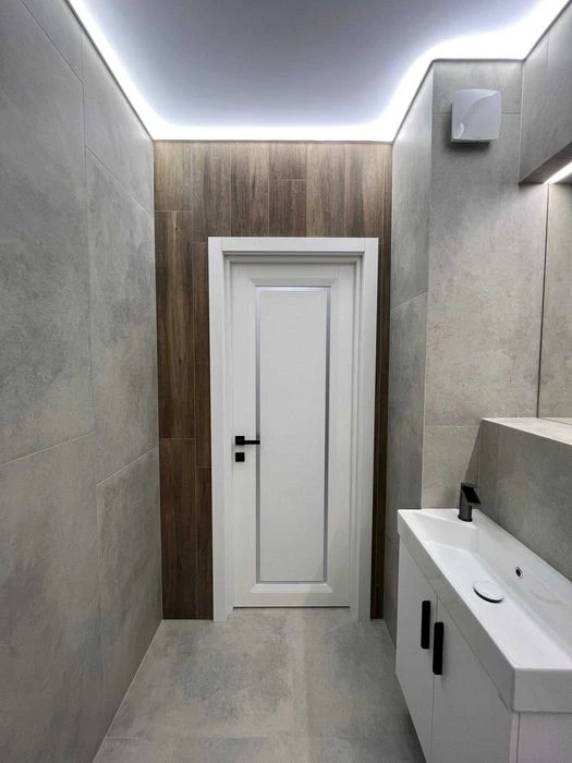 Manhattan residential complex large 1 bedroom apartment