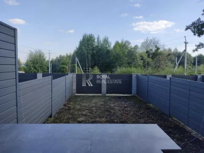 Продаж сучасного 3-поверхового 5-кімнатного таунхаусу 131.7 м2