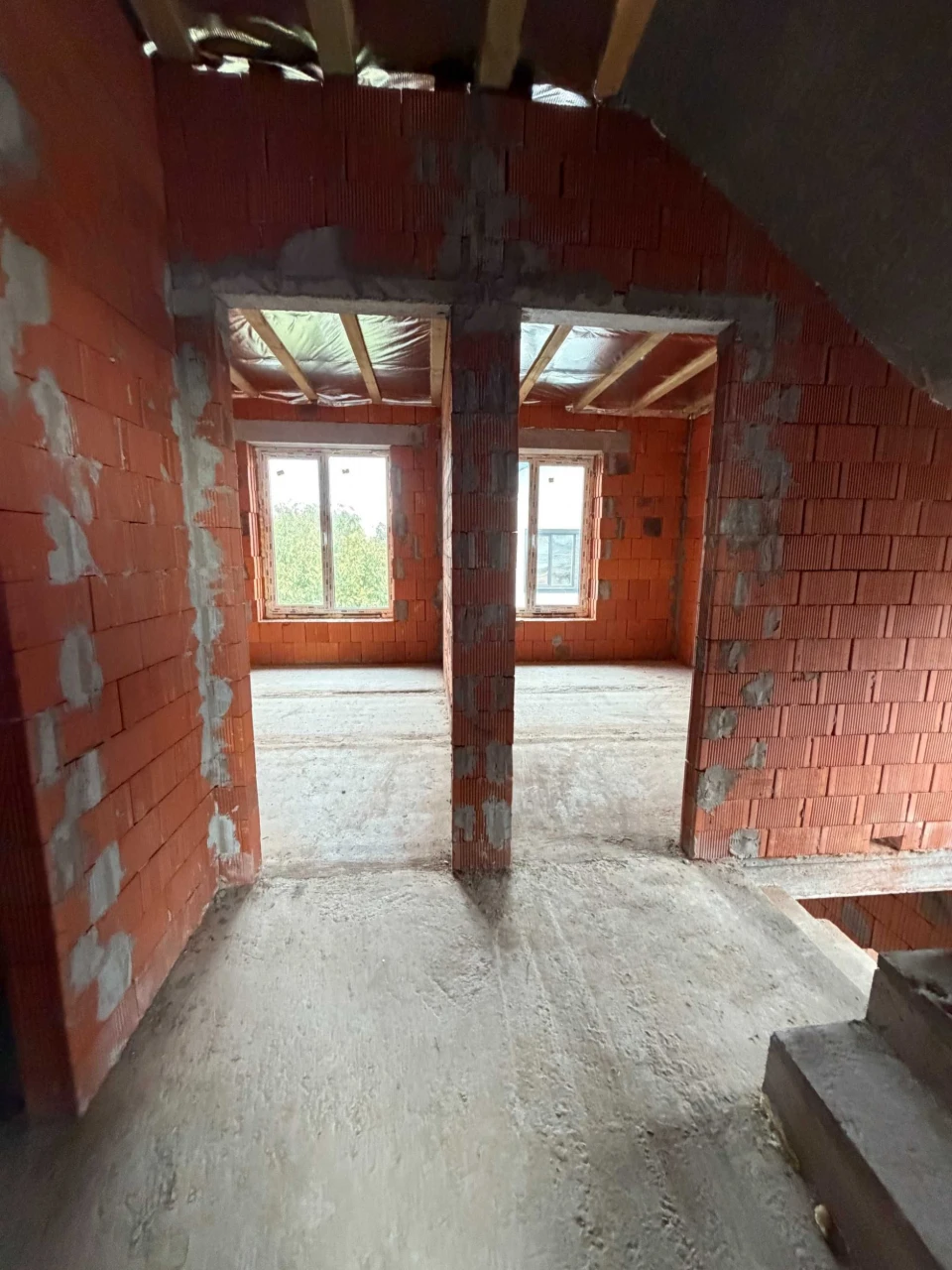 Продаж дуплексу в 100 метрах від школи та парку Незнайко! Га
