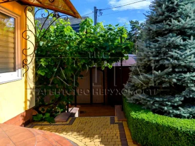 Дом. Ирпень, улица Выговского