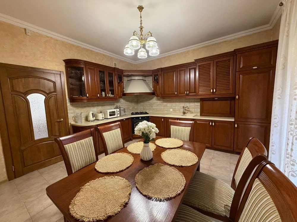 Продаж якісного будинку 160м² біля Центрального парку в Ірпе