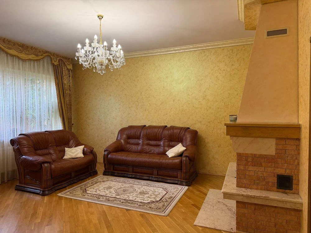 Продаж якісного будинку 160м² біля Центрального парку в Ірпе