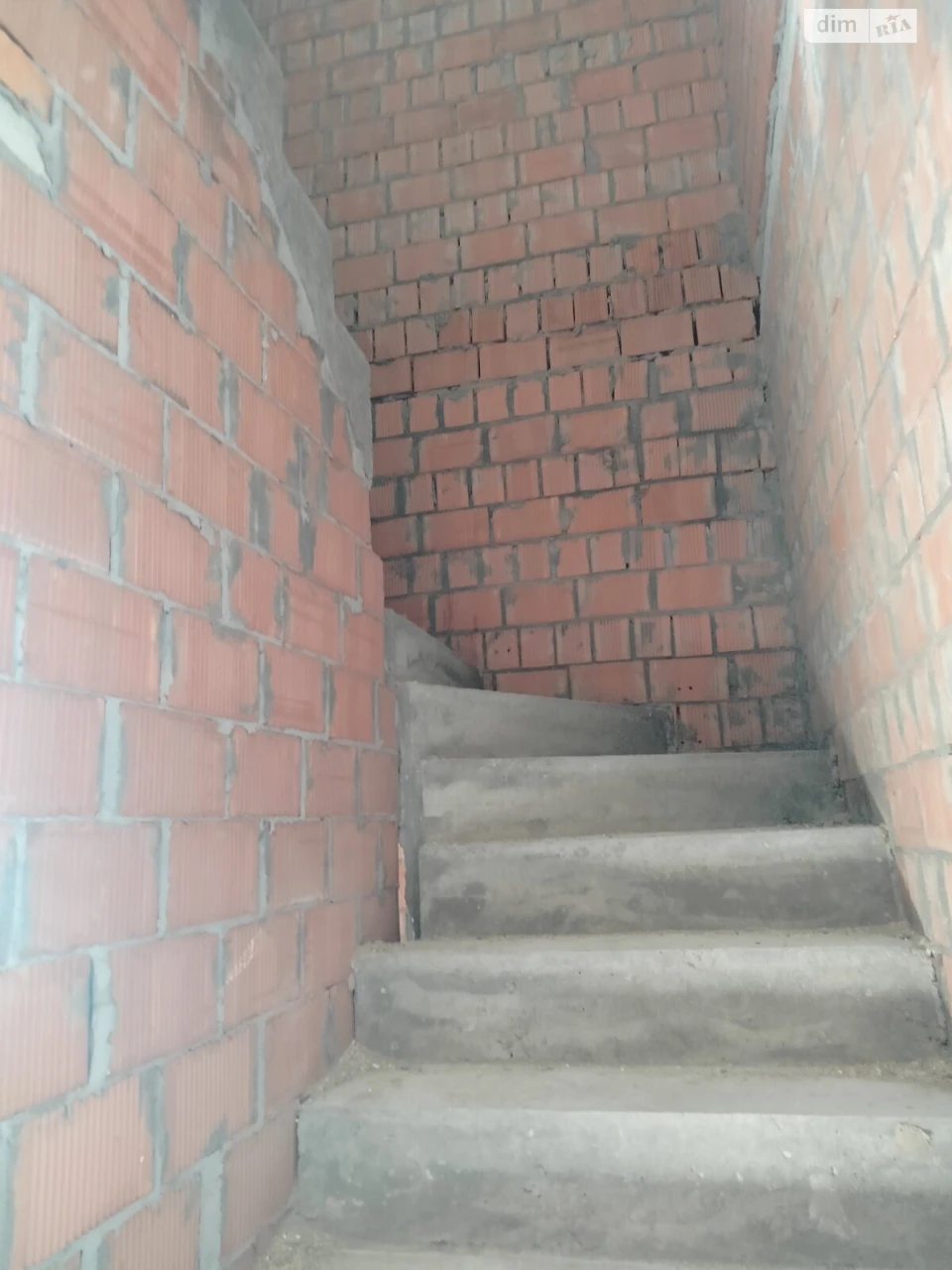 Продаж Таунхаус