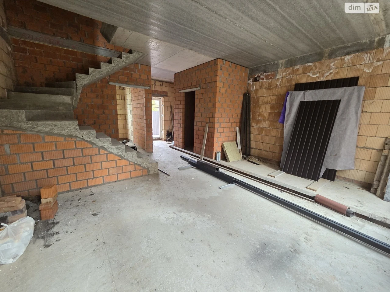 Продаж Таунхаус
