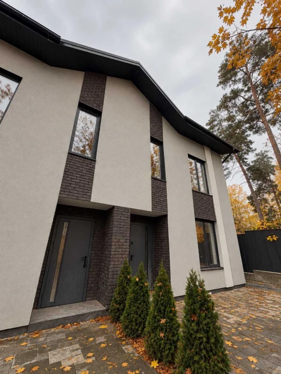 Продажа таунхауса с ГАЗОМ, центральными коммуникациями, с газоб