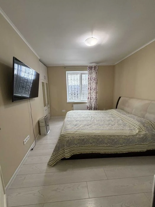 1st floor for sale. house by the sea on the 13th st. Big Fountain. Super