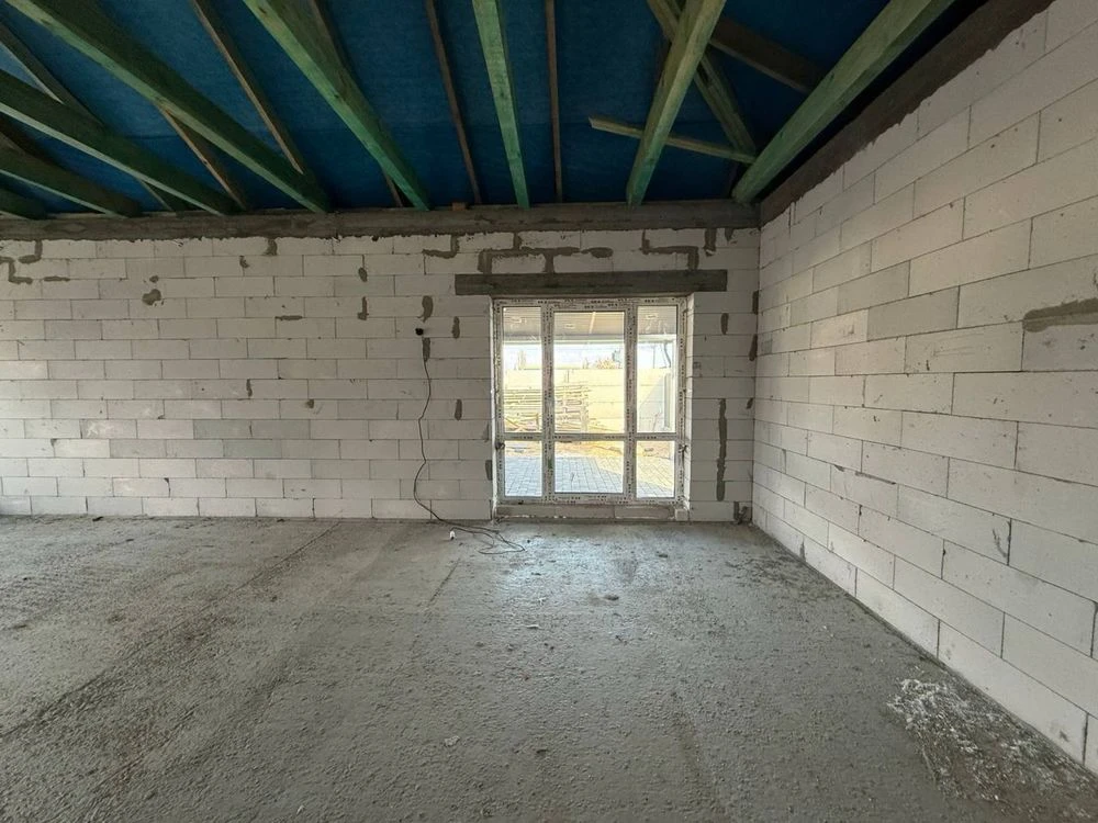 Продаж окремого будинку 95 м² | 5 соток | 3 спальні | без ко