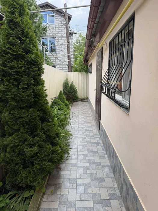 1st floor for sale. house by the sea on the 13th st. Big Fountain. Super
