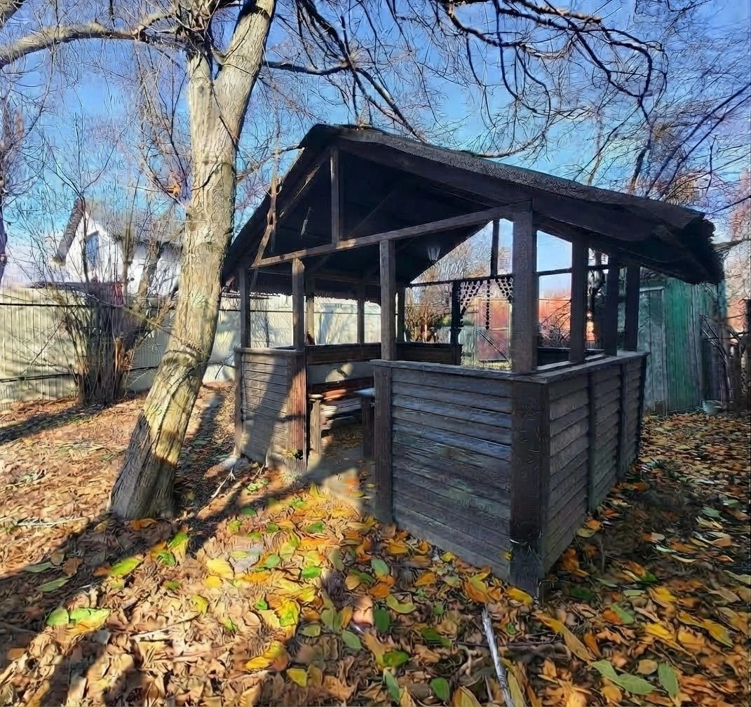 Продам м. Буча будинок + 11.5соток землі