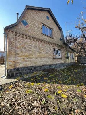Продам м. Буча будинок + 11.5соток землі