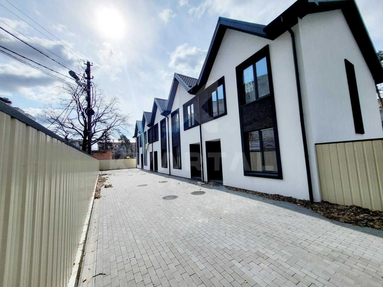 Продається Таунхаус з новим якісним ремонтом в Ірпені, газове опалення