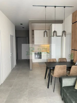 Spectacular 2-room apartment 60m² with renovation and furniture in the Metropoli residential complex