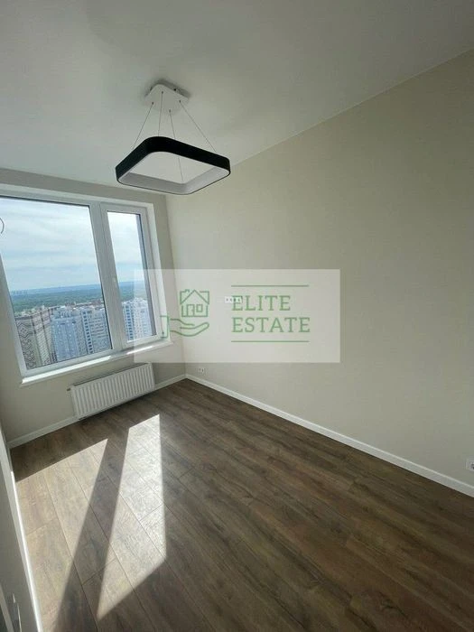 Spectacular 2-room apartment 60m² with renovation and furniture in the Metropoli residential complex