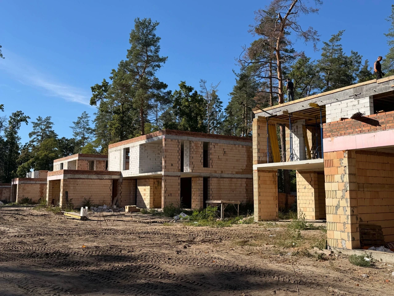 Продаж преміальних будинків з можливістю розтермінування