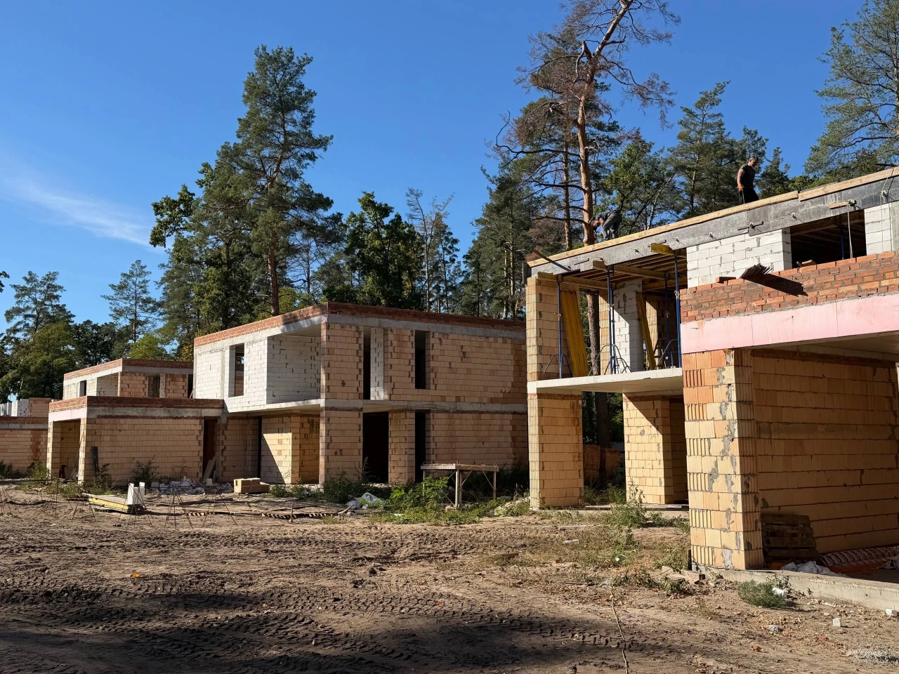 Продаж преміальних будинків з можливістю розтермінування