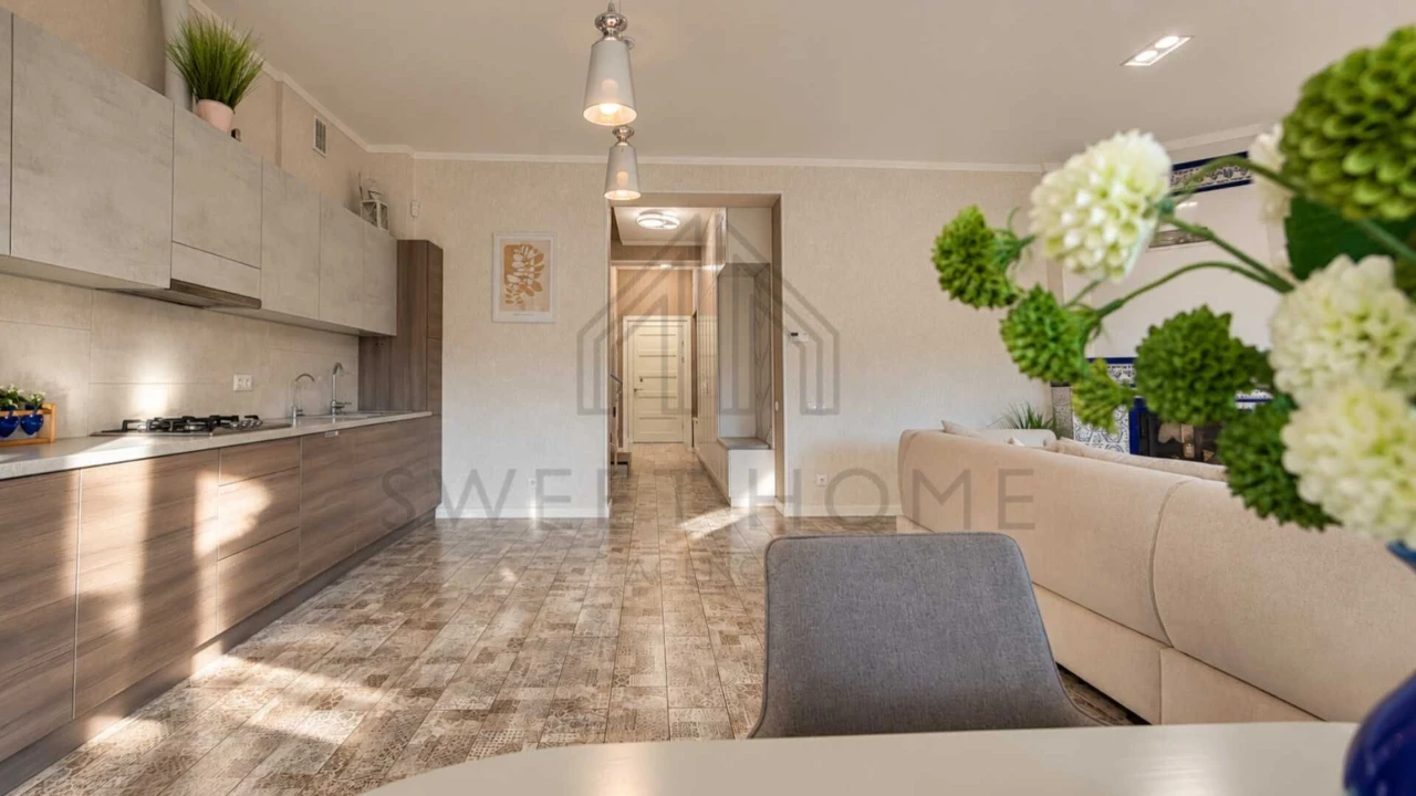 Таунхаус в Ірпені з ремонтом. 165,2 м². Гараж,  камін та вла