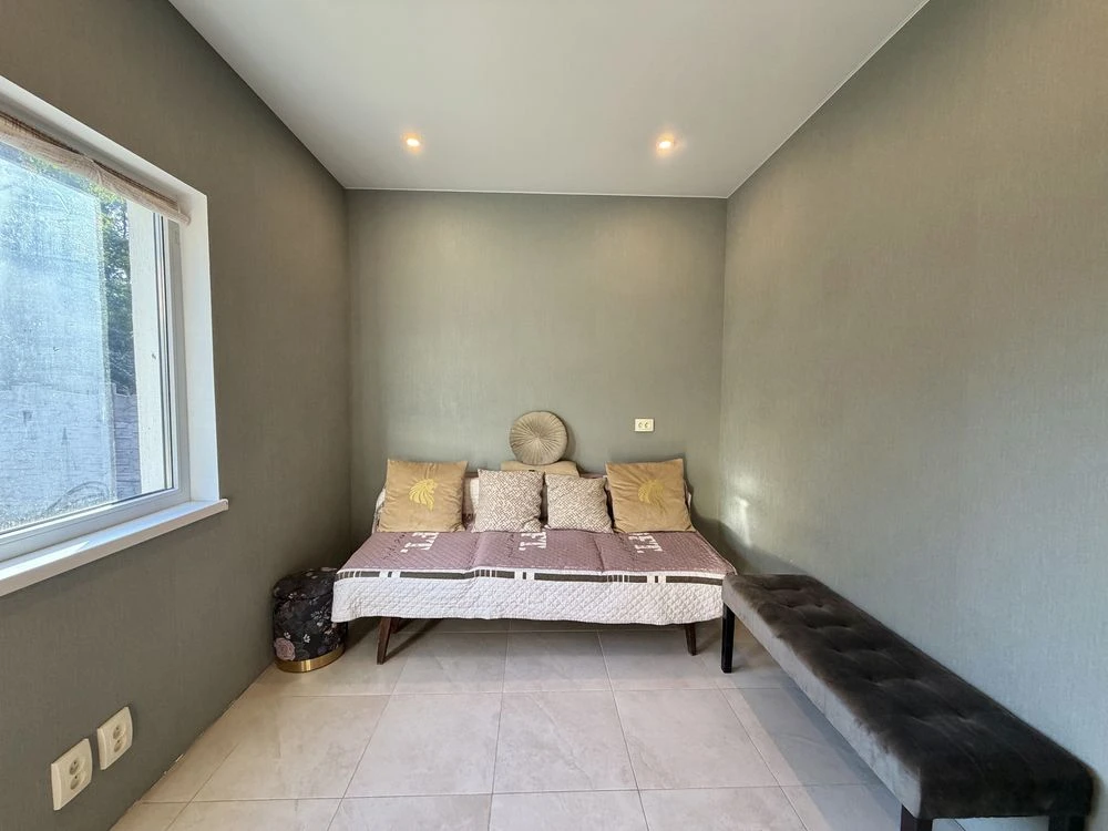 House for sale in a pine forest in a cozy location