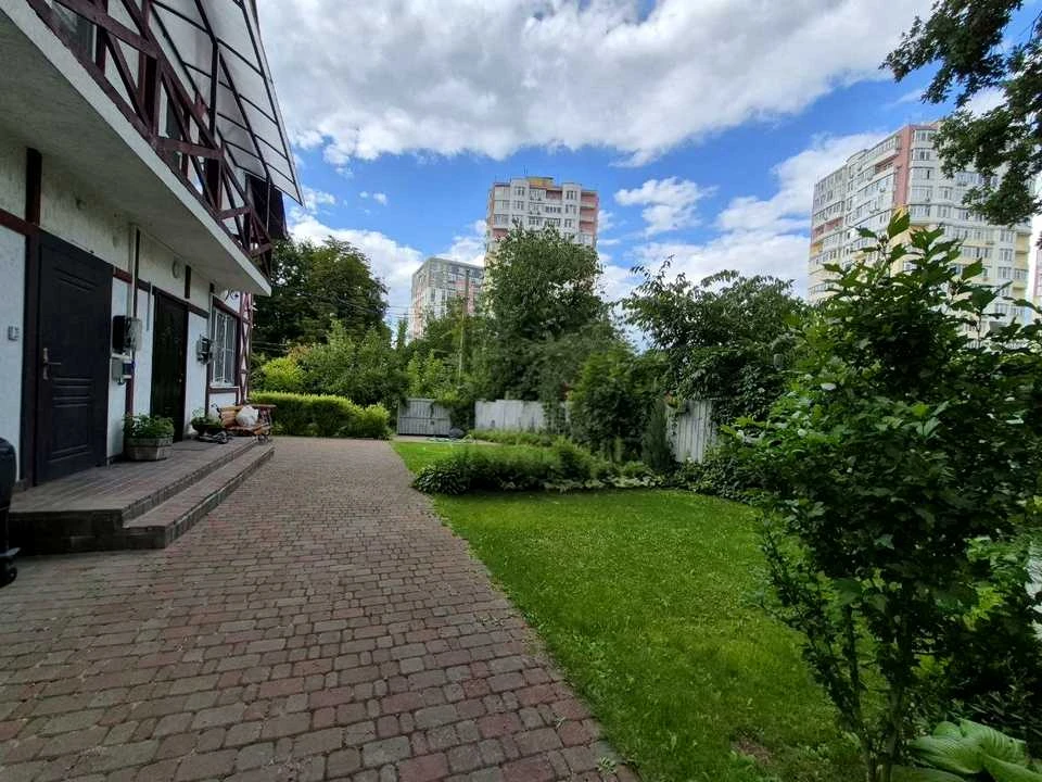 Будинок. Ірпінь, Ново-Оскольська вул.