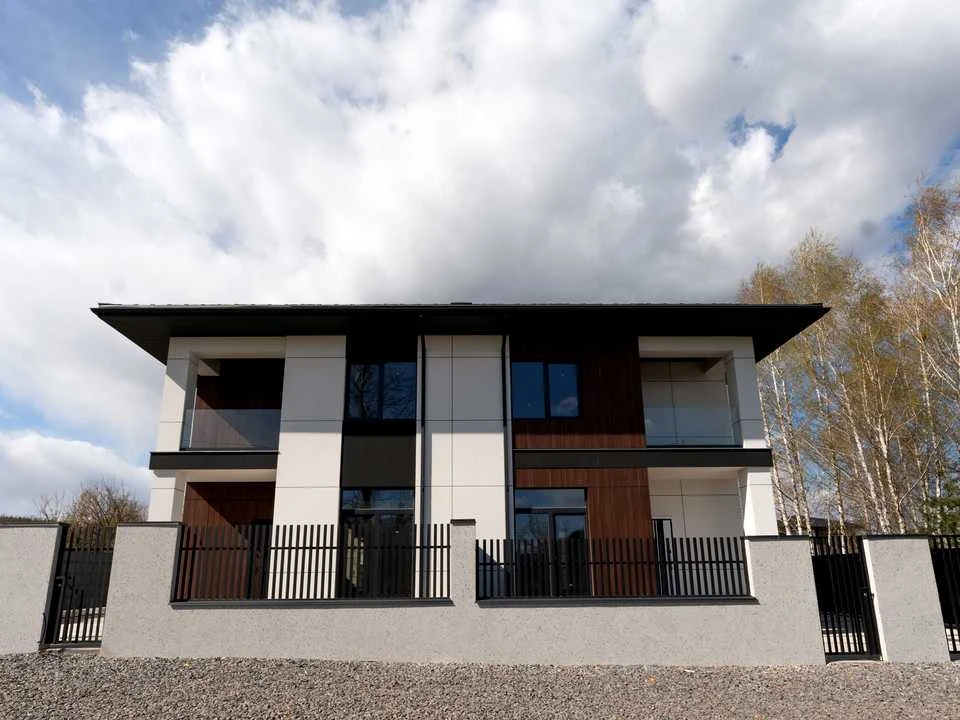 House. Irpin, Gribna