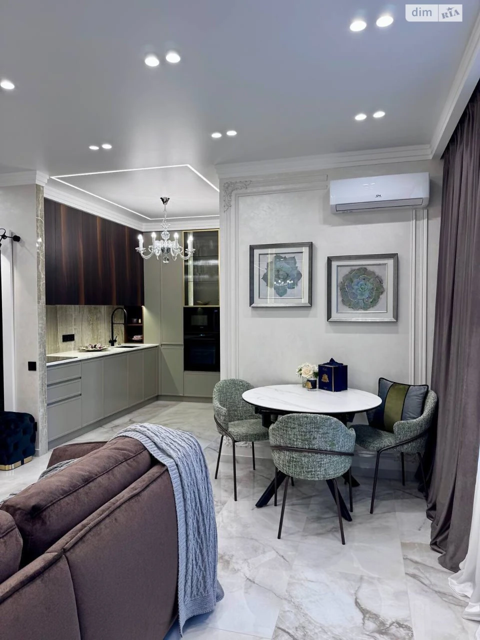 Long-Term Rental Apartment Arcadia