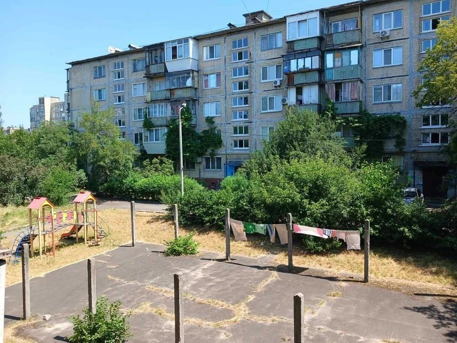 2-apartment for sale Sirozhupanniky 30B Voskresenka
